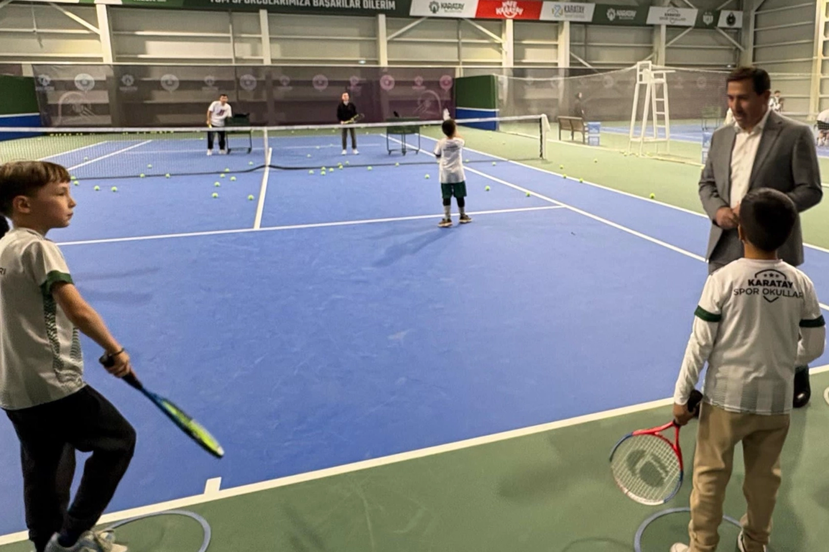 Konya'da Başkan Kılca Tenis Kortu’nda sporseverlerle buluştu
