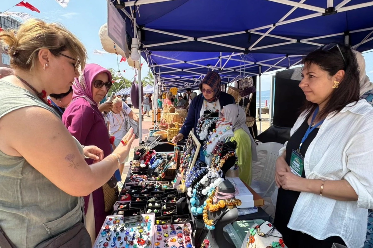 Gölcük'te 'sanatkârlar ve zanaatkârlar' buluşması