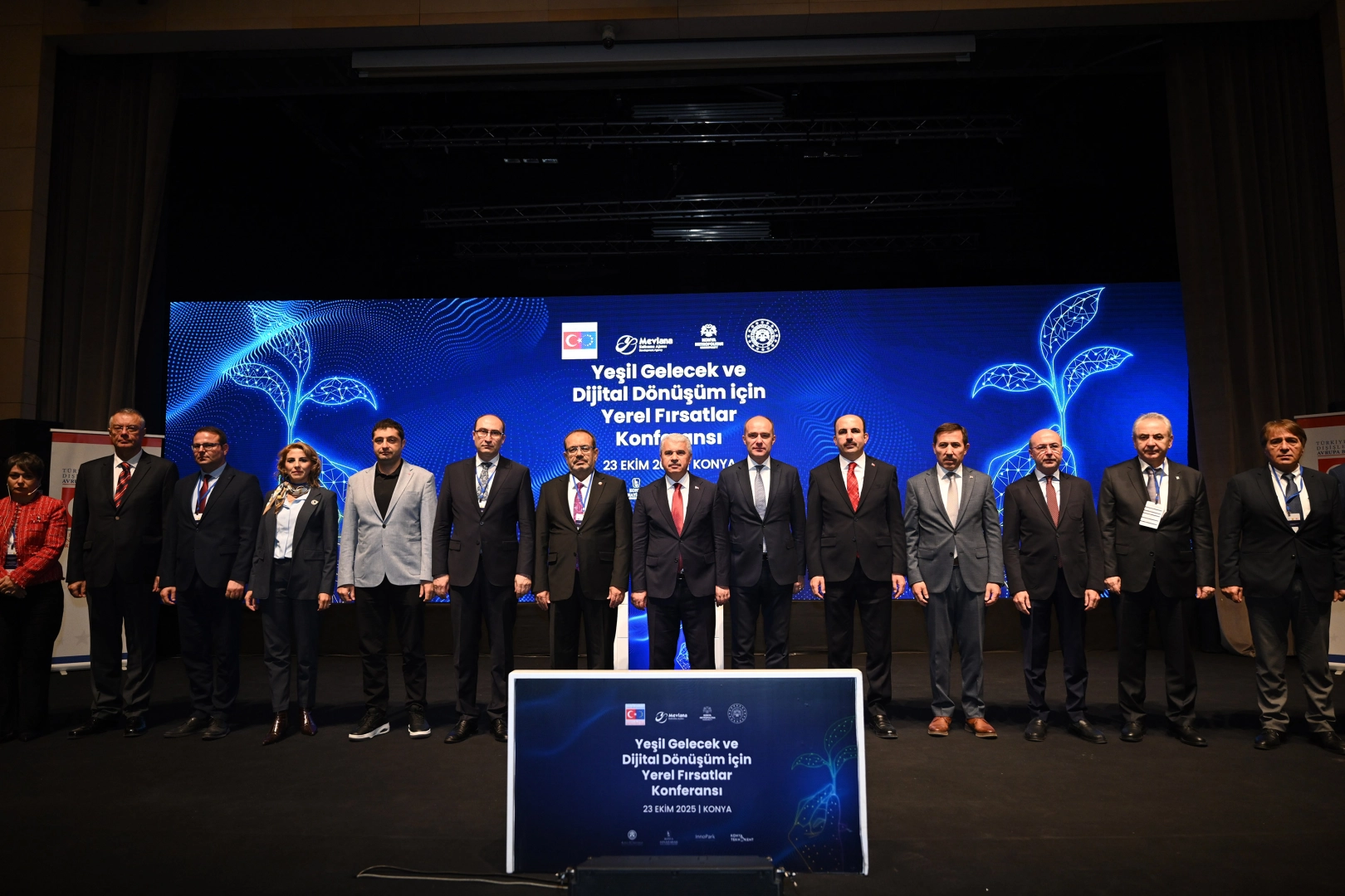 Yeşil gelecek ve dijital dönüşüm Konya'da konuşuldu