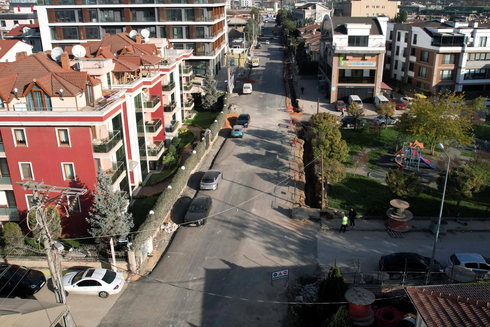 Kocaeli Şehit Ergün Köncü Caddesi yenileniyor